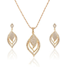 Load image into Gallery viewer, 18K Rose Gold Plated 92.5 Silver Leaf Heart Necklace Set MariaKinz