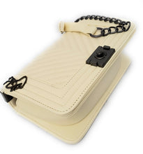 Load image into Gallery viewer, MariaKinz Faux Leather Off White Chevron Shoulder/Crossbody Quilted Bag and Purse MariaKinz