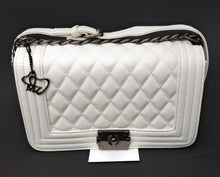 Load image into Gallery viewer, MariaKinz Leather Lightweight Large Perl Rhombuses Shoulder/Crossbody Quilted Bag and Purse MariaKinz