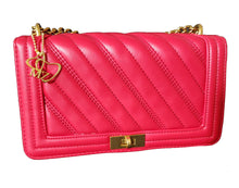 Load image into Gallery viewer, MariaKinz Leather Shoulder/Crossbody Quilted Bag and Purse MariaKinz