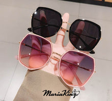 Load image into Gallery viewer, MariaKinz Sunglasses: Incroyable Vona MariaKinz