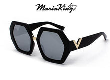 Load image into Gallery viewer, MariaKinz Sunglasses: Versa Black and Gray Mirrored Sunglasses MariaKinz