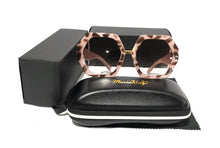 Load image into Gallery viewer, MariaKinz Sunglasses: Versa Cheetah Frame with Brown Gradient Lens MariaKinz