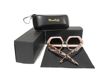 Load image into Gallery viewer, MariaKinz Sunglasses: Versa Cheetah Frame with Brown Gradient Lens MariaKinz