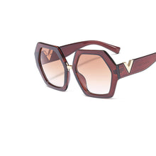 Load image into Gallery viewer, MariaKinz Sunglasses: Versa Tea Frame Brown Gradient Lens MariaKinz