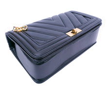 Load image into Gallery viewer, MariaKinz VEGAN Leather Herringbone Black Shoulder/Crossbody Quilted Handbag MariaKinz