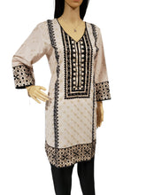 Load image into Gallery viewer, MariaKinz Woven Lawn Two Pc Tunic Top Kurta and Trouser Style112 MariaKinz