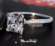 Load image into Gallery viewer, 1.5 ct. Solitaire Princess Brilliant Cut Simulated Diamond Ring MariaKinz
