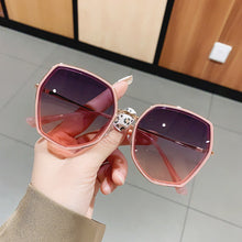 Load image into Gallery viewer, MariaKinz Sunglasses: Oversized Incroyable Pink Gray MariaKinz