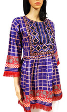 Load image into Gallery viewer, MariaKinz Tunics Ethnic Style One size Bohemian Tops MariaKinz